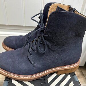 SUPER COMFY Sofft Lilia Lace Up Boot Gorgeous Blue Nubuck 7.5 EUC